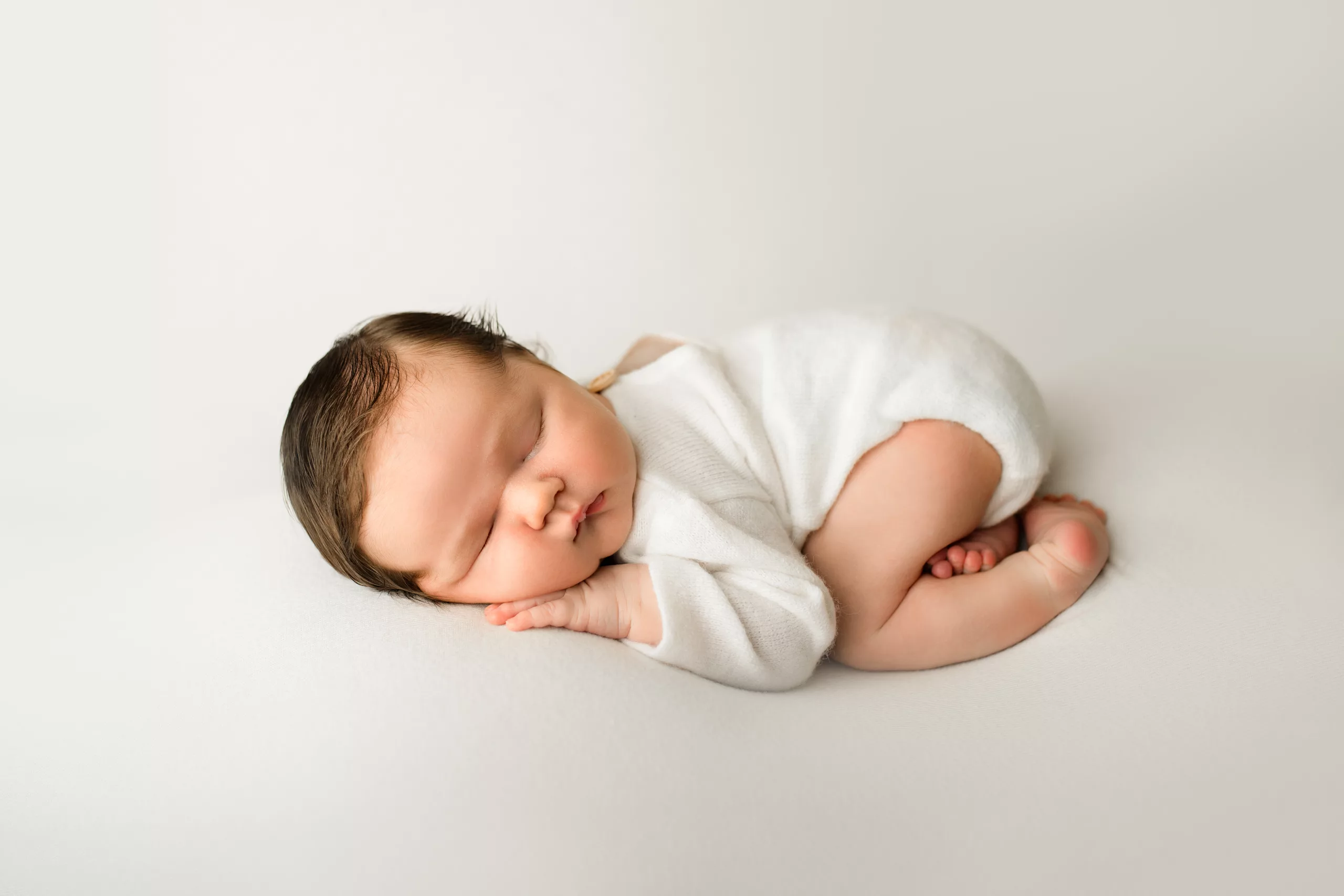 Newborn Photography | Props, Wraps, & Poses | Studio Session
